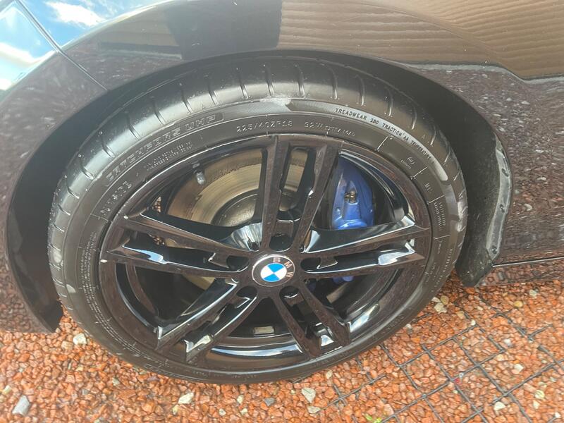 BMW 1 SERIES