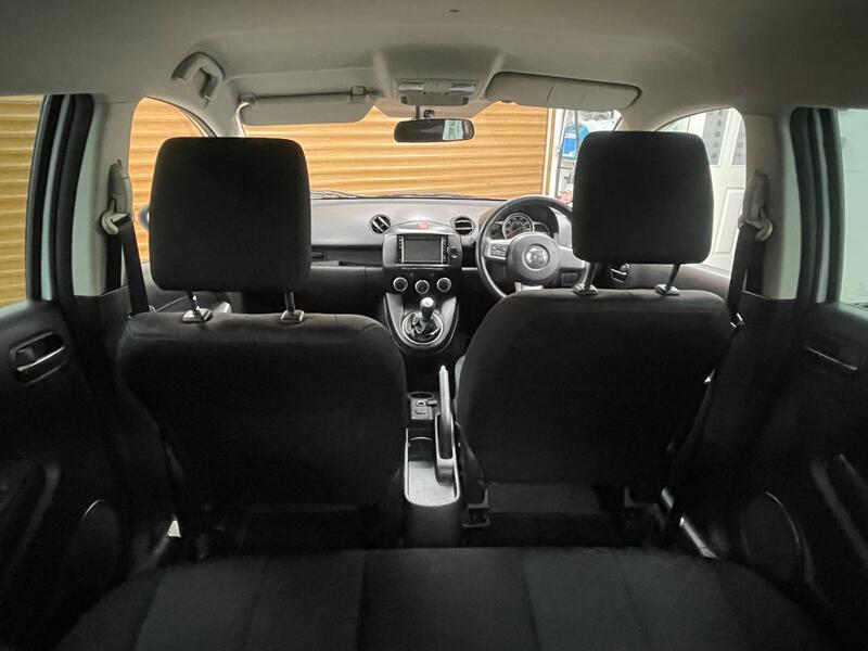 MAZDA MAZDA2